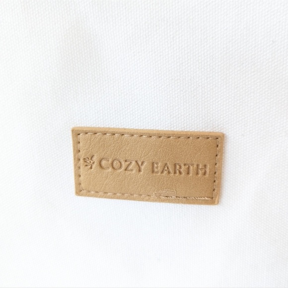 COZY EARTH Bamboo Individual Flat Sheet
Size Twin 39” X 75” X 18” - Picture 3 of 8